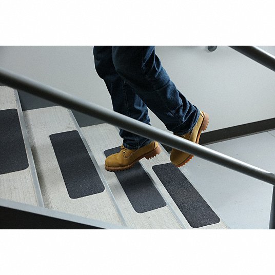 Anti-Slip Tread: Very Coarse, 46 Grit Size, Black, Solid, 6 in x 24 in, 41 mil Tape Thick, 25 PK